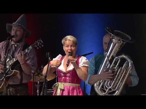 Festival på Feddet 2017 i Kerteminde med: Tyrolerband - (del 1).