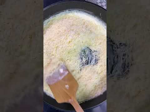 Pasta Quattro Formaggi - so gelingen dir Nudeln in vier Käse Soße wie beim Italiener! #shorts