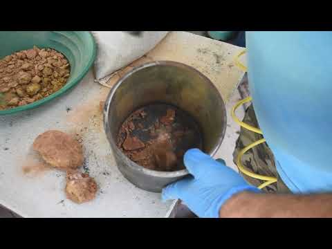 Crushing Big Gold Ore Chunks and Lumps From An Abandoned Gold Mine