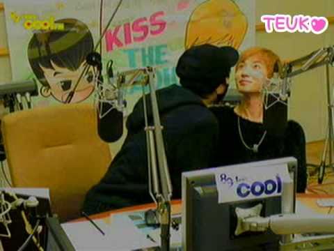 110207 Kiss the radio Leeteuk & Kyuhyun