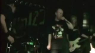 Doom-Police Bastard (live in 1 In 12 Club, 2005)