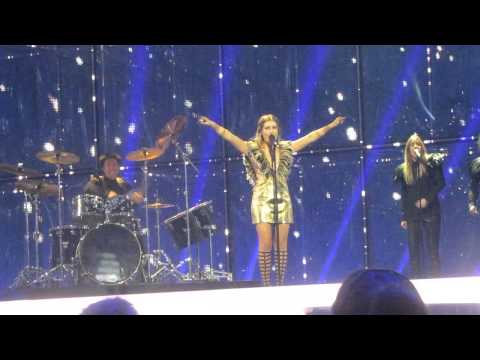 ESCKAZ in Copenhagen: Molly Smitten-Downes (United Kingdom) - Children of the Universe (rehearsal)