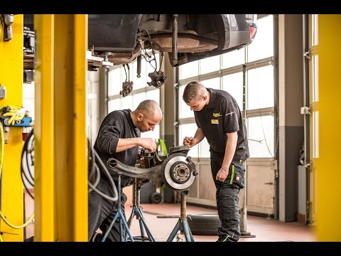 Ausbildung bei Vergölst: Kfz-Mechatronik-Azubi Dominik