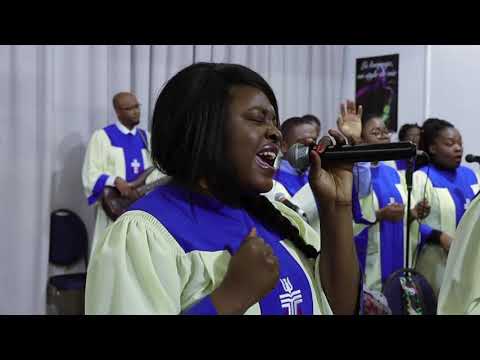 Vases d'Argile (Grâce Infinie) par la chorale "les pierres vivantes"