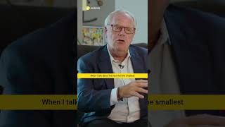 Jim Marous.  About the advantages of the largest and the smallest banks