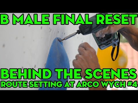 Behind the scenes: Resetting the male youth b final at the Arco IFSC world youth championships