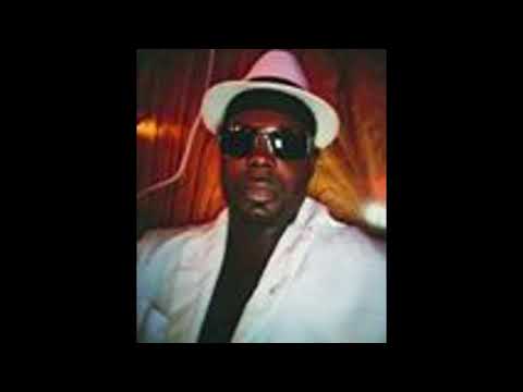 R.M.M.ENT. SHAY COLE TRAPPED AND MACKED