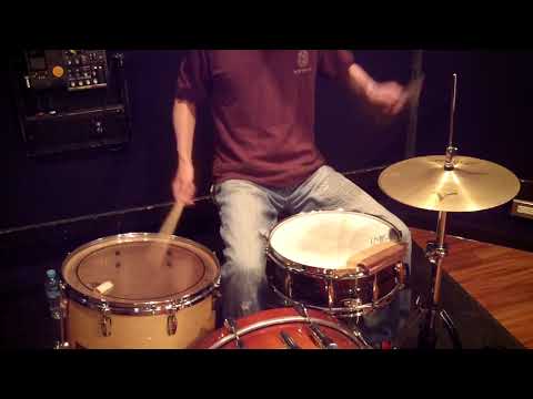 Richard Spaven 's Advanced Linear Groove " B-LINE " - Drum Lesson #358