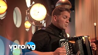 Mario Batkovic - Ineute Finis (live @TivoliVredenburg Utrecht)