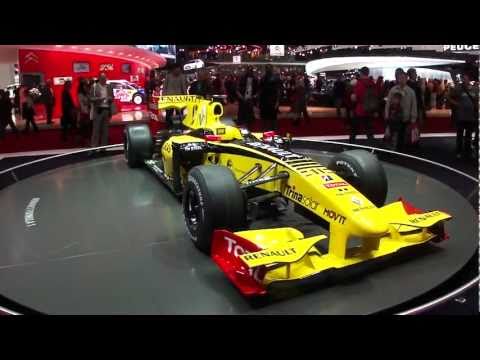 Renault R30 2010 F1 Car at Paris Motor Show 09/2010