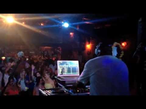 Mike Dunn @ Reggie's