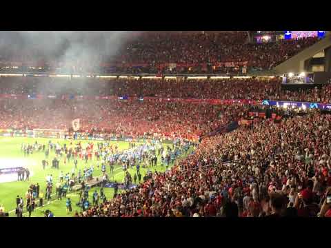 Roberto Firmino Song - Champions League Final 2019 - Celebrations with lyrics in description
