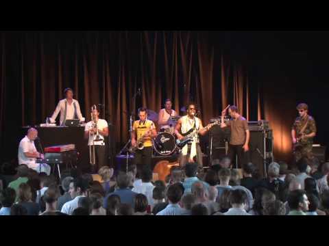 Jazzanova live / Interview mit Axel Reinemer