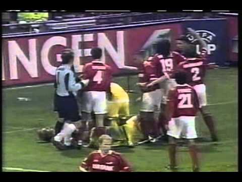 2005 April 14 AZ Alkmaar Holland 1 Villareal Spain 1 UEFA Cup