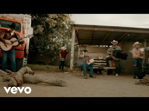 Diferente Nivel - Papá Mundo (Video Oficial)