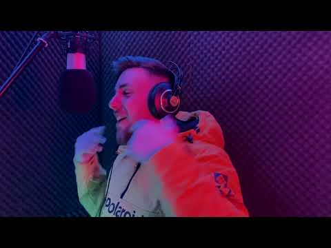 JLJG - Ella está loca Studio Session.