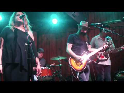 John Gaar band - The Angel flew away