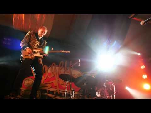 Volksfest Pfaffenhofen 2015 Cagey Strings