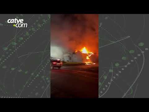 🚨 Incêndio destrói restaurante no Oeste do Paraná