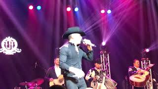 Christian Nodal - “Quien Es Usted” En Vivo