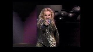 Paulina Rubio &quot;Mío&quot; 1992 HD