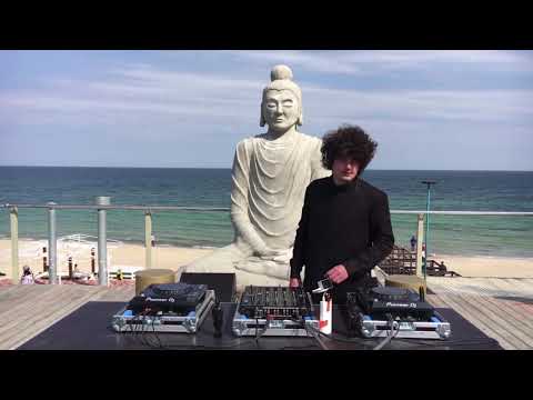 Vernimoon - Buddha beach