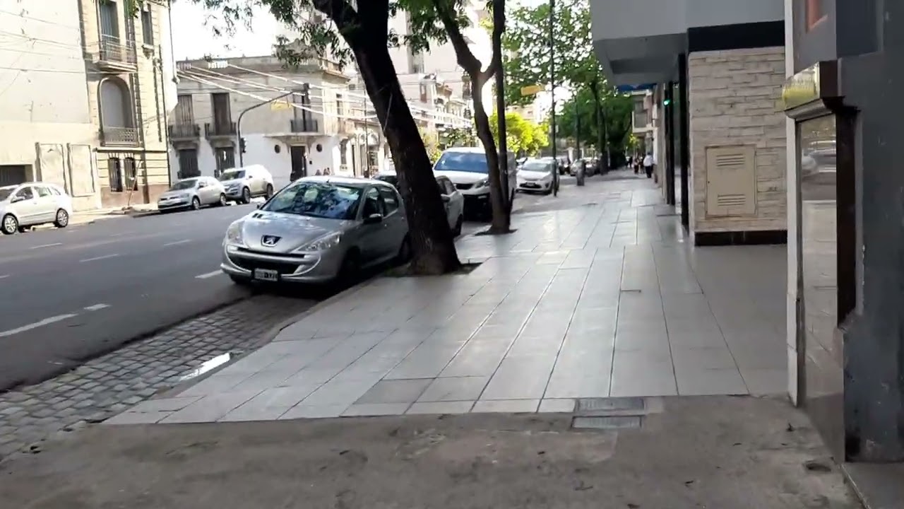 QUÉ TIENE DE PARTICULAR EL LIMITE ENTRE LOS BARRIOS DE ALMAGRO Y BOEDO EN LA CIUDAD DE BUENOS AIRES