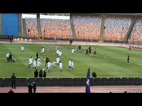 إحماء لاعبي المنتخب الوطني قبل مواجهة جزر القمر