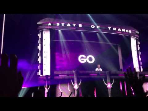 Armin Van Buuren Madison Square Garden performing Spectrum