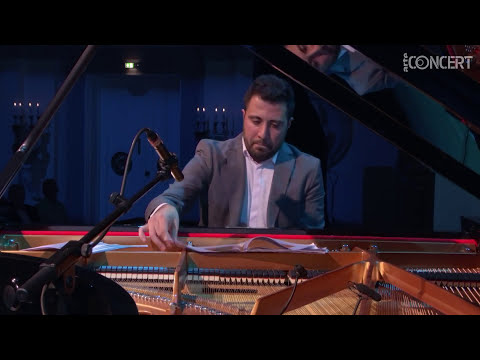 Lizi Ramishvili & Giorgi Mikadze - Georgian Miniatures by Sulkan Tsintsadze