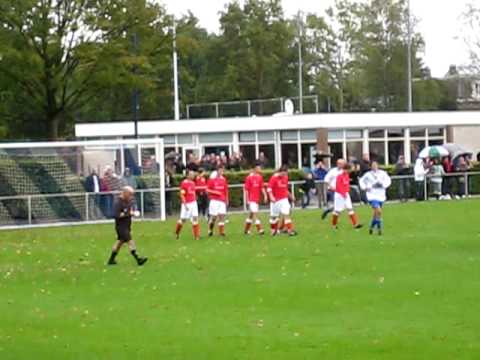6-2 Cluzona 1  - Wernhout 1 Vrije trap Michael Thijs