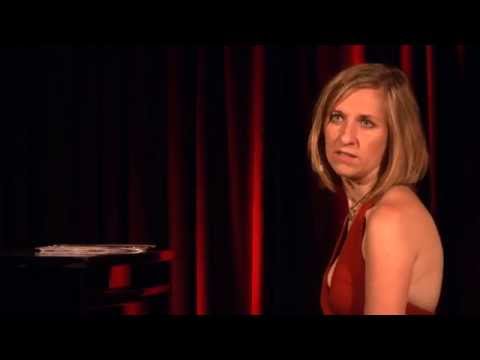 Sarah Hakenberg - Deine Neue