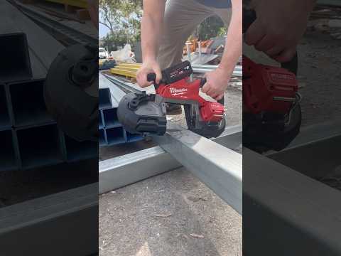 First Look👀 NEW M18 FUEL 125mm Deep Cut Band Saw from Milwaukee (M18FBS1250)