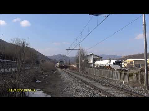 TRENO MERCI IN TRANSITO LENTO IN ARRIVO AL CEMENTIFICIO DI ROBILANTE. (CN) SAB. 20 - 2 - 2021.