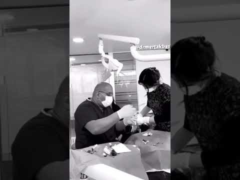 Musiki Eşliğinde Çene Ameliyatı😇