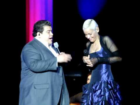 Mariza & Ricardo Ribeiro singing 'Zanguei-me Com O Meu Amor', Madrid 13/07/10