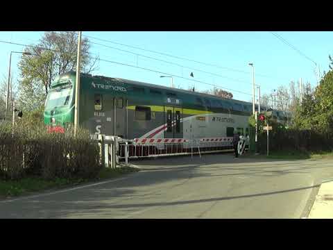 Passaggio a livello di via Ruggero Leoncavallo - Seveso (MB) / Level Crossing / Passage à niveau