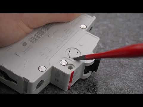 Arbeitsstromauslöser S2C-A an Sicherungsautomat S200 anbauen | Anleitung