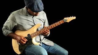 Video thumbnail for Ede Wright plays Rick Toone Goshawk guitar. by Ede Wright