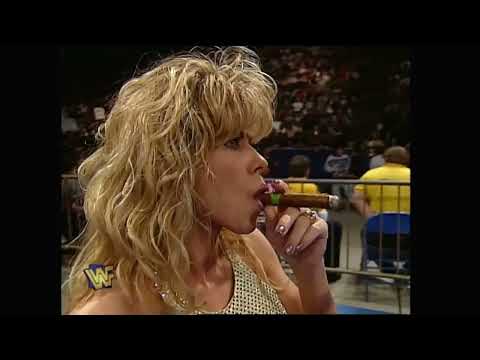 WWF Raw 12/30/1996 - Goldust vs. Jerry Lawler