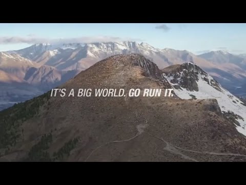 Asics Basic Kneepad 146814-0001 video