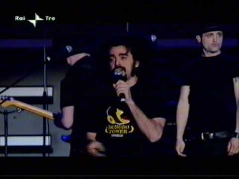 CapaRezza al concerto del Primo Maggio 2009 (1/2)