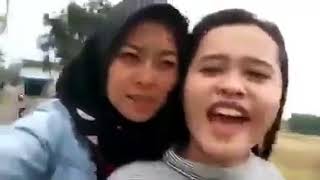 Download lagu (Free Download) Klip Video Inginku Teriak? TEMPIK! mp3