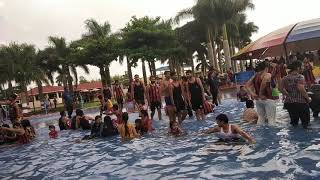 preview picture of video 'Crescent waterpark Madhya Pradesh India(25)'