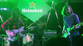 Parquet Courts ao vivo em São Paulo - &quot;Captive of the Sun&quot;