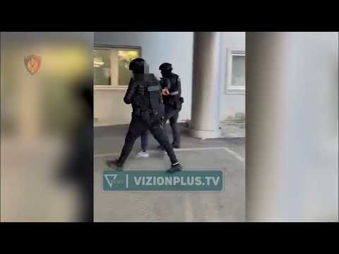 Tufat me euro, dylbi e jelekë, publikohen pamjet nga arrestimi i grupit kriminal “Rraja”