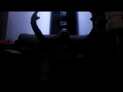 QuestGott - Keiner bombt  (feat. SirViva)