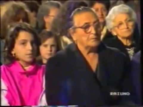 CATTEDRALE DI AQUINO MESSA DOMENICALE TRASMESSA DALLA RAI .