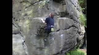 preview picture of video 'Bulging Wall, 5C/ 6B+/ 5.10d, Harrisons Rocks'
