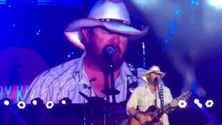 Toby Keith, A few more Cowboys, Live in Minnesota at Hinkley grand casino